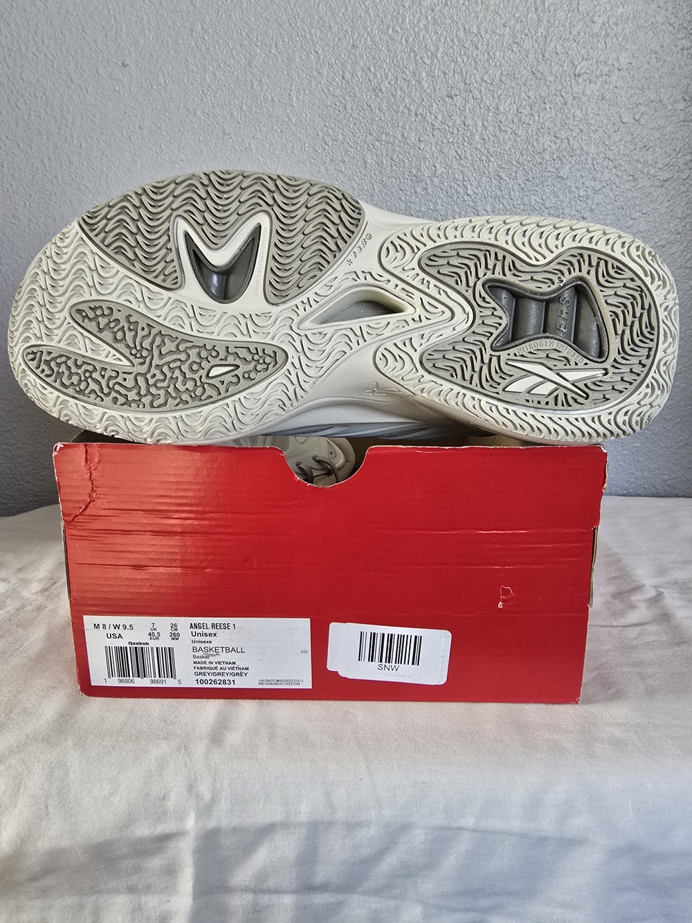 Reebok Angel Reese 1 Basketball Sneakers — Light Grey & Cream - Picture 3 of 4